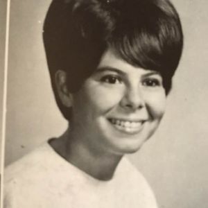 Meet your Posher, Jenelle